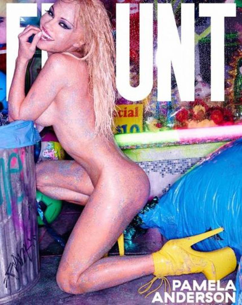 Pamela Sanchez Desnuda - Pamela Anderson posÃ³ totalmete desnuda para la revista â€œFlauntâ€ â€“  Publimetro Colombia
