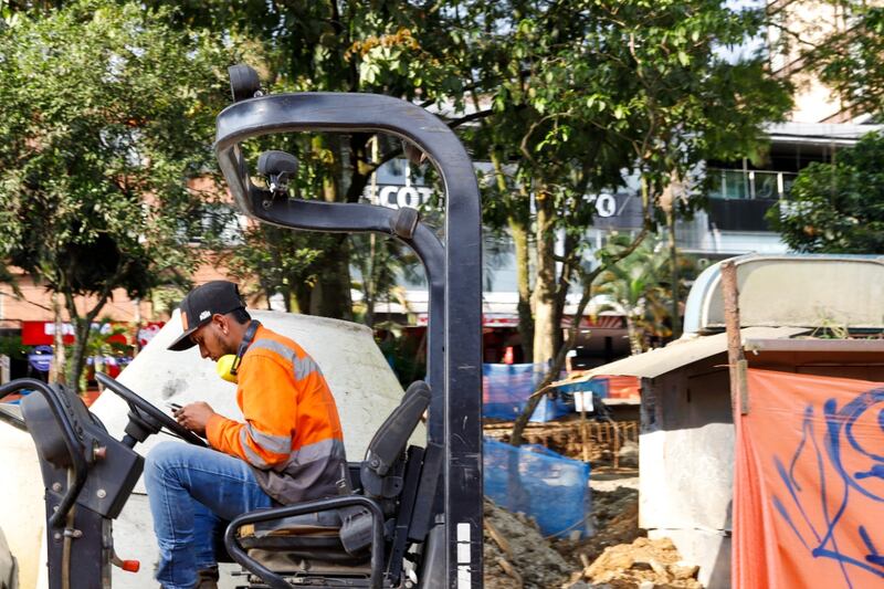 La renovación del Parque Lleras está en ejecución.