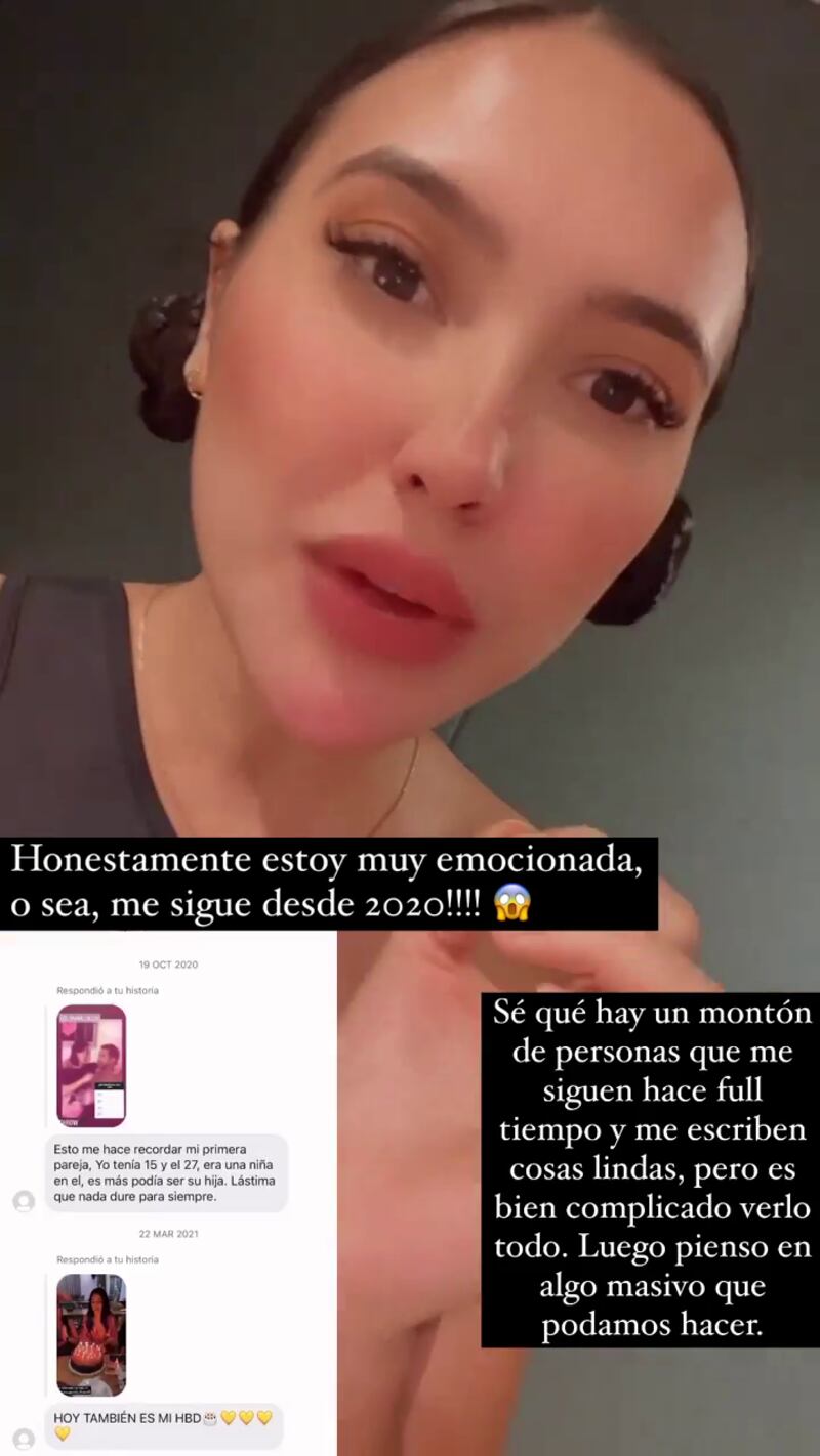 Aida Victoria Merlano muestra los mensajes que le envía uno de sus seguidores