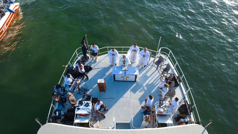 En fotos: Alborada Náutica en honor a la Virgen del Carmen en la bahía de Cartagena.