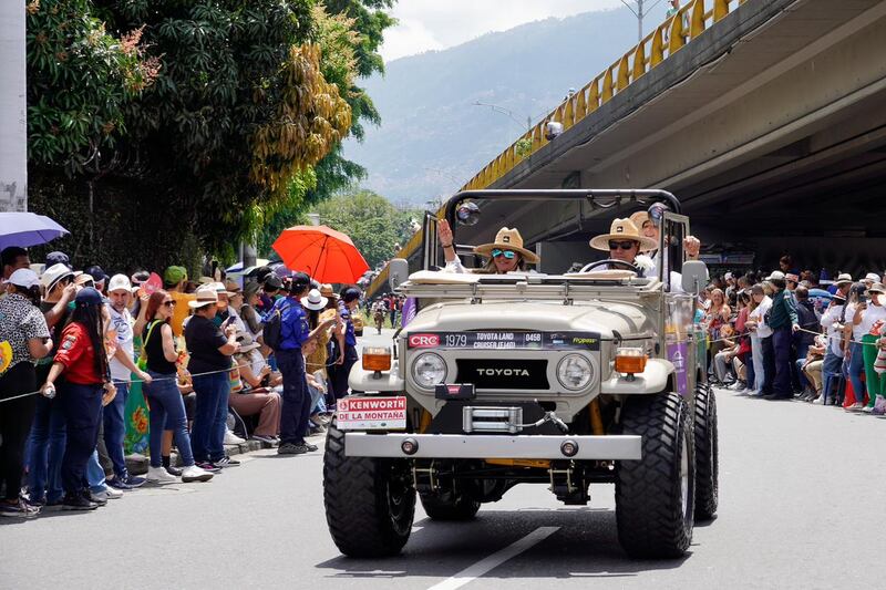 Versión 27 del Desfile de Autos Clásicos y Antiguos 2024