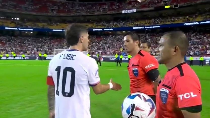 Árbitro le negó el saludo a Pulisic, capitán de USA, por su desafiante gesto en la Copa América