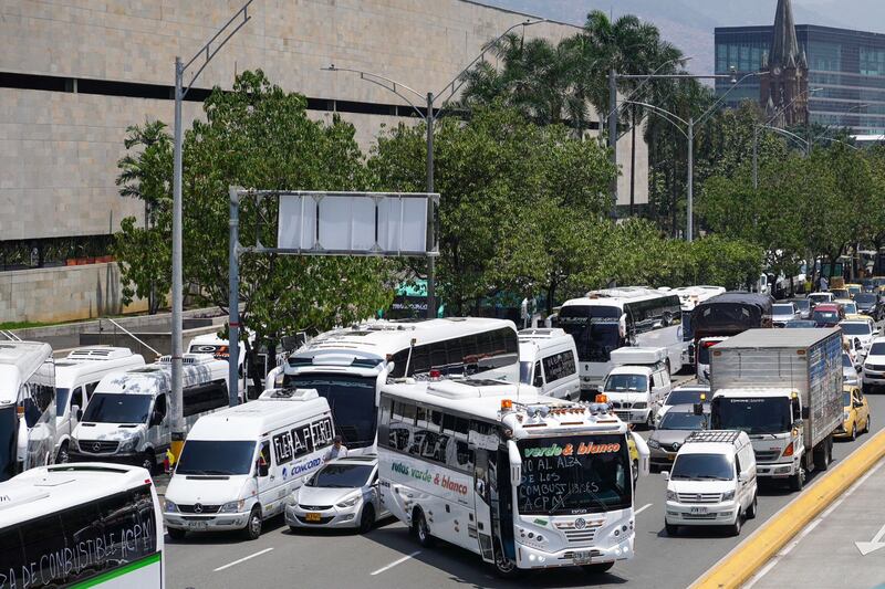 Bloqueos de transportadores en Medellín