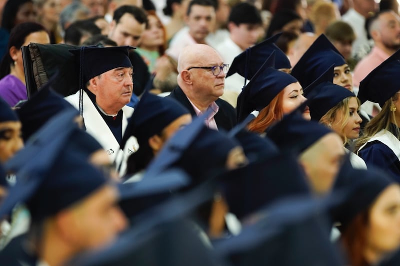 El Profe Montoya se graduó de la Universidad Minuto de Dios