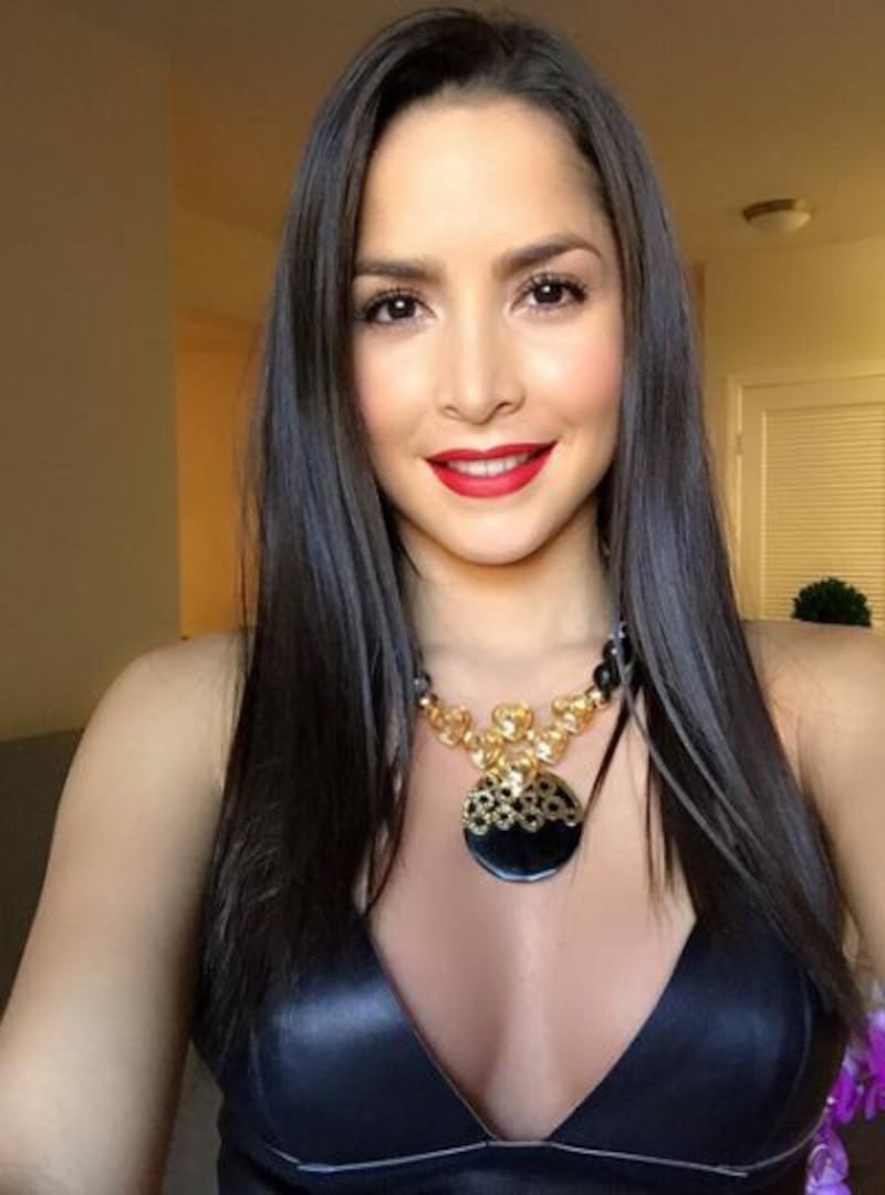 Fotos: Con una transparencia Carmen Villalobos fue una de las mejor  vestidas en los Latin American Music – Publimetro Colombia