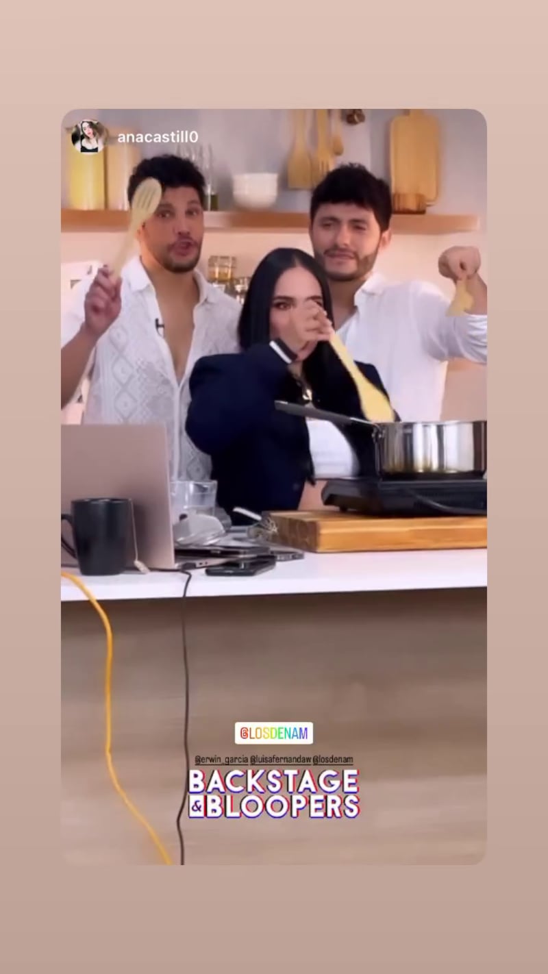 Luisa Fernanda W cocinando con 'Los del ñam'