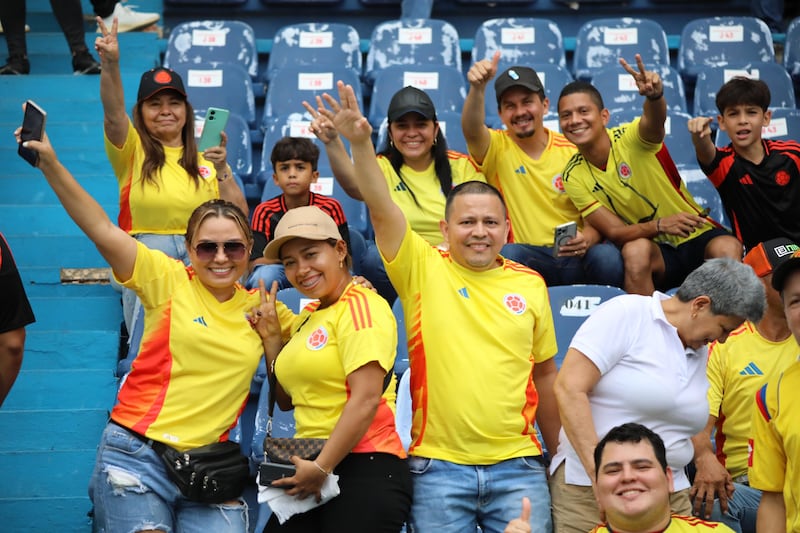 50 mil espectadores llenaron el estadio Metropolitano en el partido Colombia contra Chile.