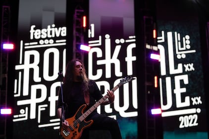 Evile, de Reino Unido, durante su presentación en el Festival Rock al Parque en Bogotá.