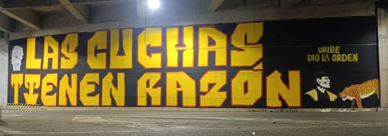 Concesión vial borró mural de ‘Las Cuchas Tenían Razón’ y les grafitearon sus vehículos