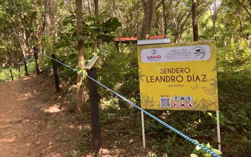 El sendero Leandro Díaz, en la reserva natural Para ver la Esperanza, está creado específicamente para personas invidentes