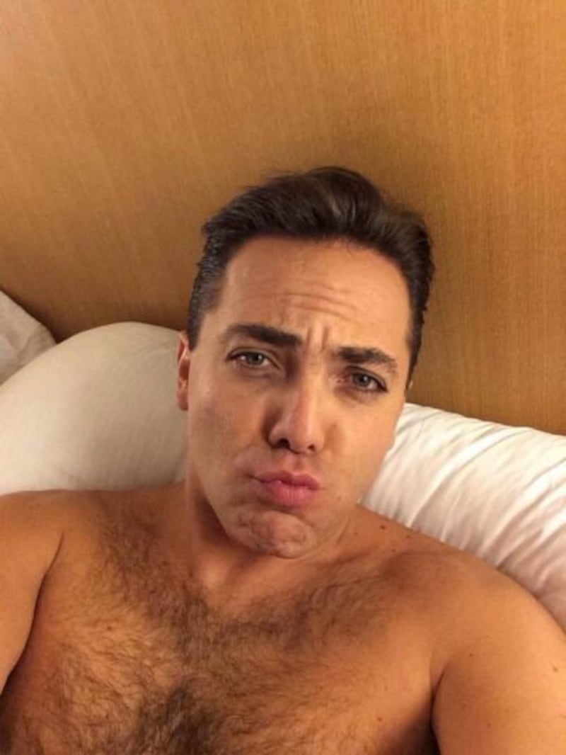 Cristian Castro publica otra fotografía desnudo – Publimetro Colombia