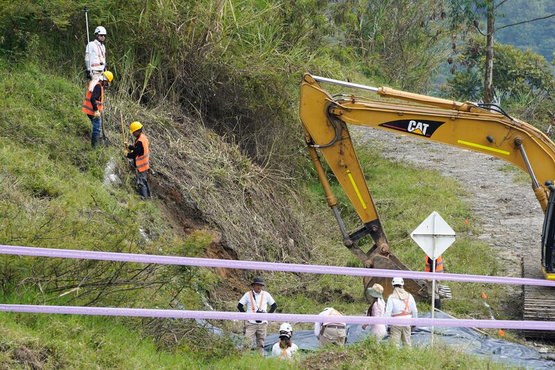 Búsqueda de desaparecidos en la Escombrera de la comuna 13 en Medellín