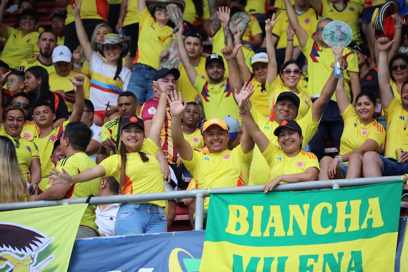 50 mil espectadores llenaron el estadio Metropolitano en el partido Colombia contra Chile.