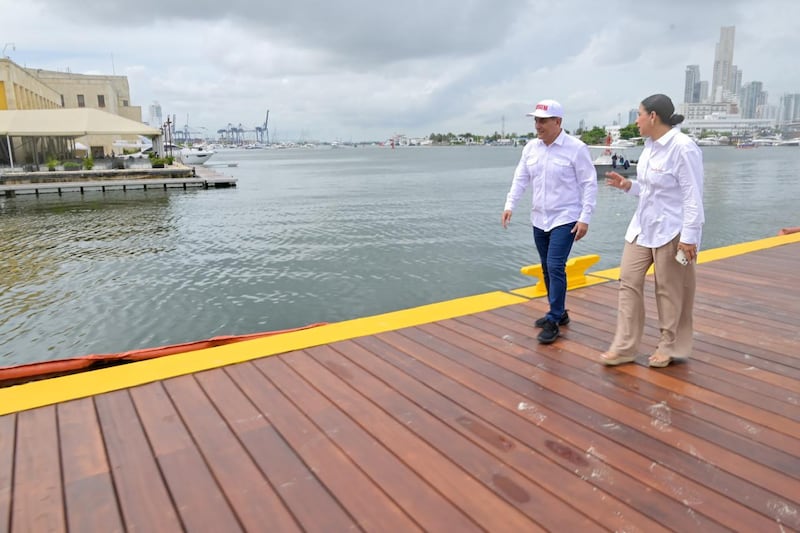 En Cartagena abren recuperado muelle ‘La Bodeguita’ y celebran el mes del patrimonio.