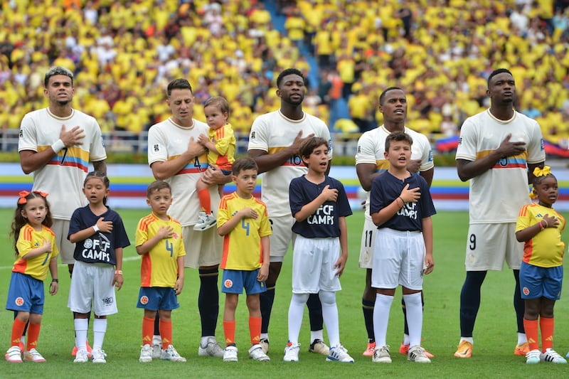 Conozca al cantante vallenato que interpretó el himno en el partido Colombia vs. Chile