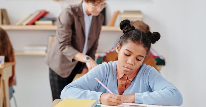 Los niños aprenden muy fácilmente cuando están interesados en un tema |