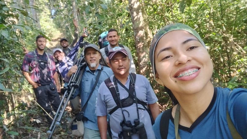 Equipo de la expedición en la búsqueda del periquito del Sinú.