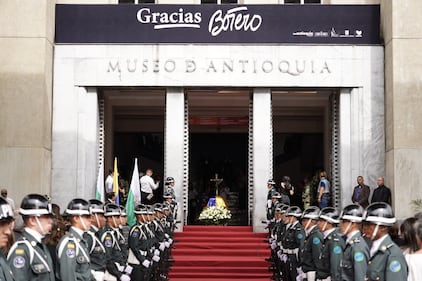 Cámara ardiente para el maestro Fernando Botero en Medellín