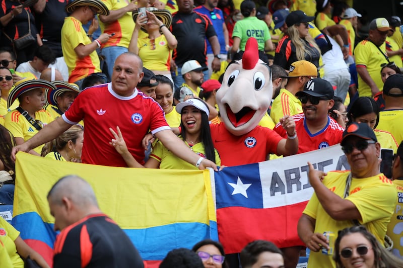 Así se vieron los rostros de los hinchas en el partido Colombia contra Chile en Barranquilla.