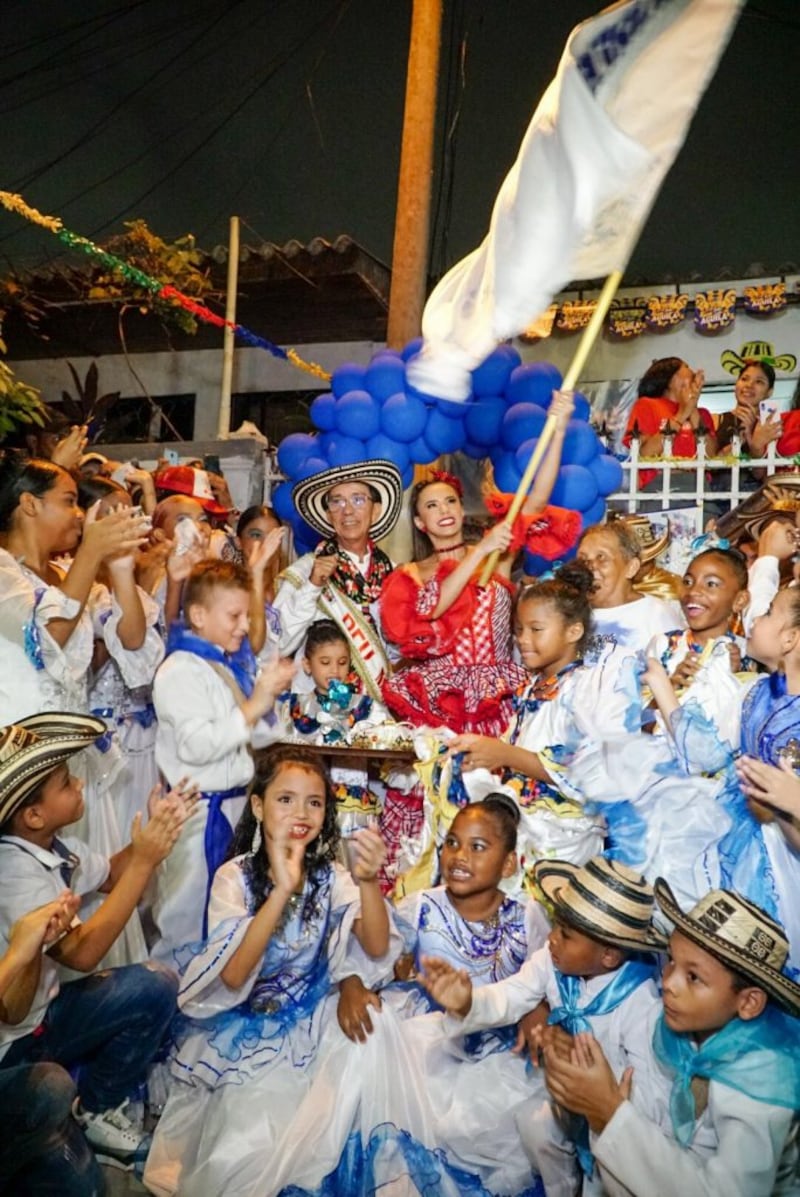 Izadas de banderas del Carnaval de Barranquilla.