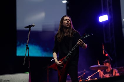 Evile, de Reino Unido, durante su presentación en el Festival Rock al Parque en Bogotá.