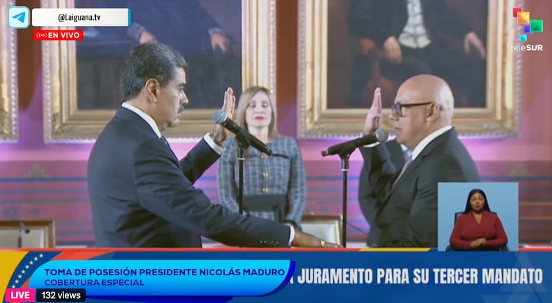 Juramento de Nicolás Maduro ante la Asamblea (Captura de TeleSUUR TV)