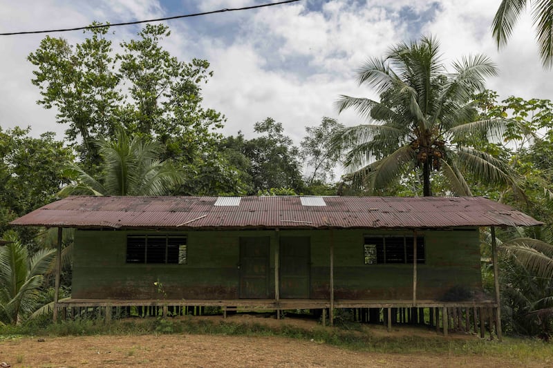 La escuela de Mojaudó fue lugar de un enfrentamiento entre grupos armados en noviembre pasado. Crédito: Fernanda Pineda / MSF.