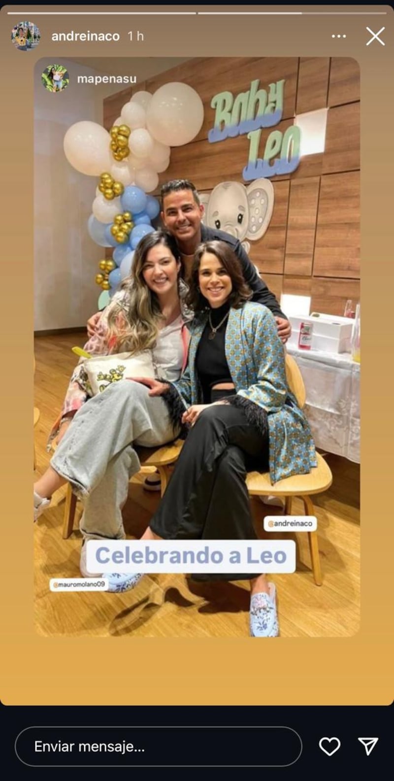 Andreina Solórzano, periodista de Noticias Caracol celebra su baby shower