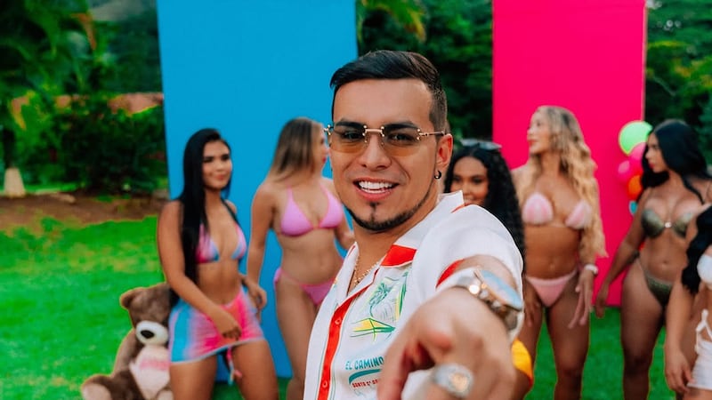 Yeison Jiménez en el video musical de 'El tierno'