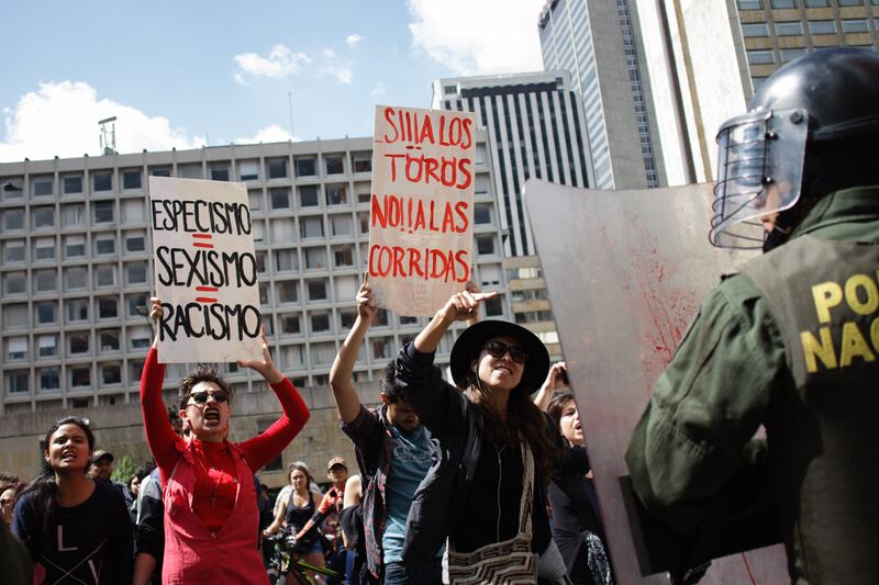 Proyectos de ley para prohibir los toros