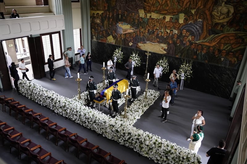 Cámara ardiente para el maestro Fernando Botero en Medellín