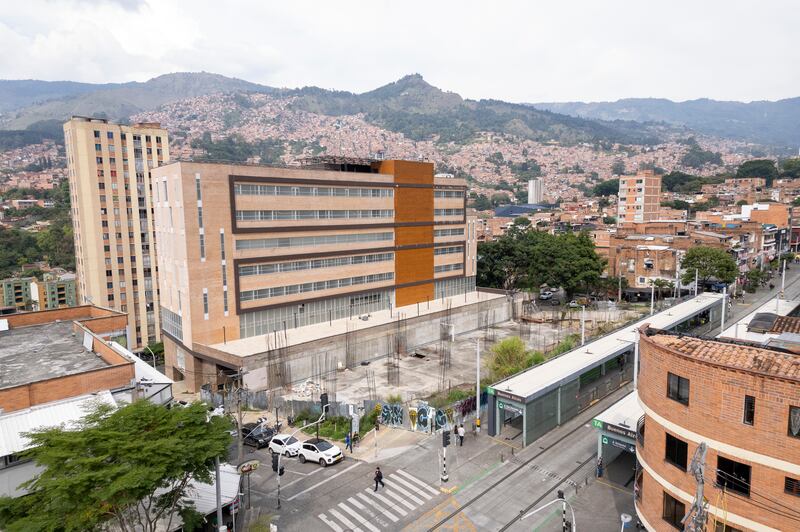 Elefante blanco en Medellín: Unidad Hospitalaria de Buenos Aires